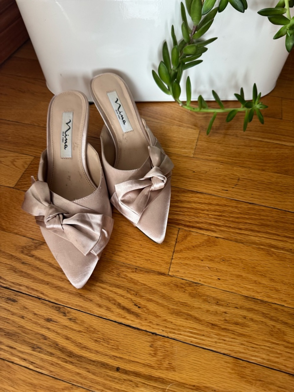 Nina New York Satin Pointed-Toe Knot Mules in Champagne Beige